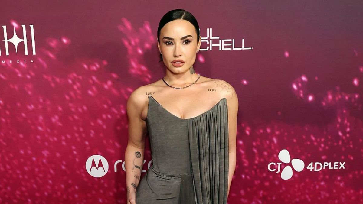 Demi Lovato é hospitalizada após suspeita de reação alérgica e tranquiliza fãs: saiba o que aconteceu