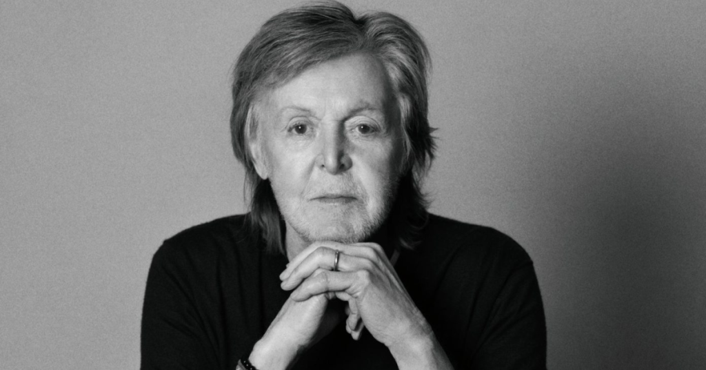 O lendário músico britânico Paul McCartney voltou