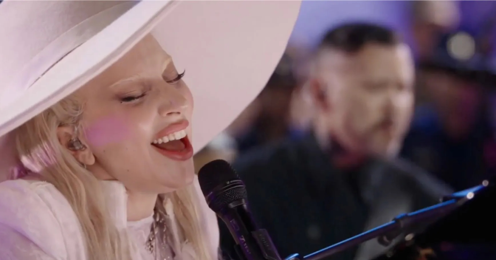 A cantora Lady Gaga celebrou seus 40 anos reafirma